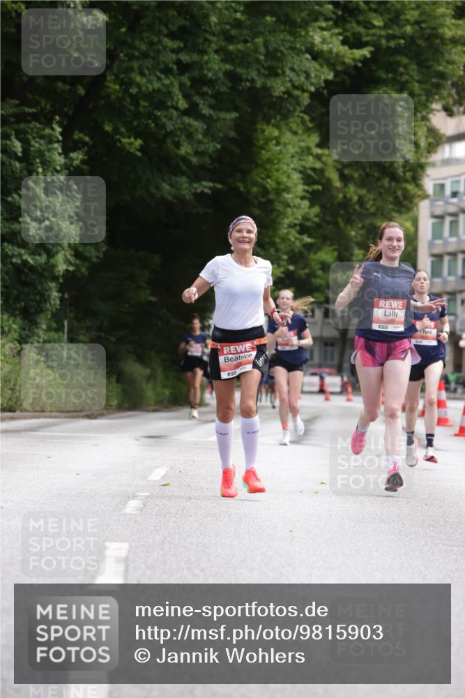 14.06.2026 - REWE Women's Run Jannik Wohlers http://msf.ph/oto/9815903 14.06.2026 10:49:50 Laufen 57 meine-sportfotos.de