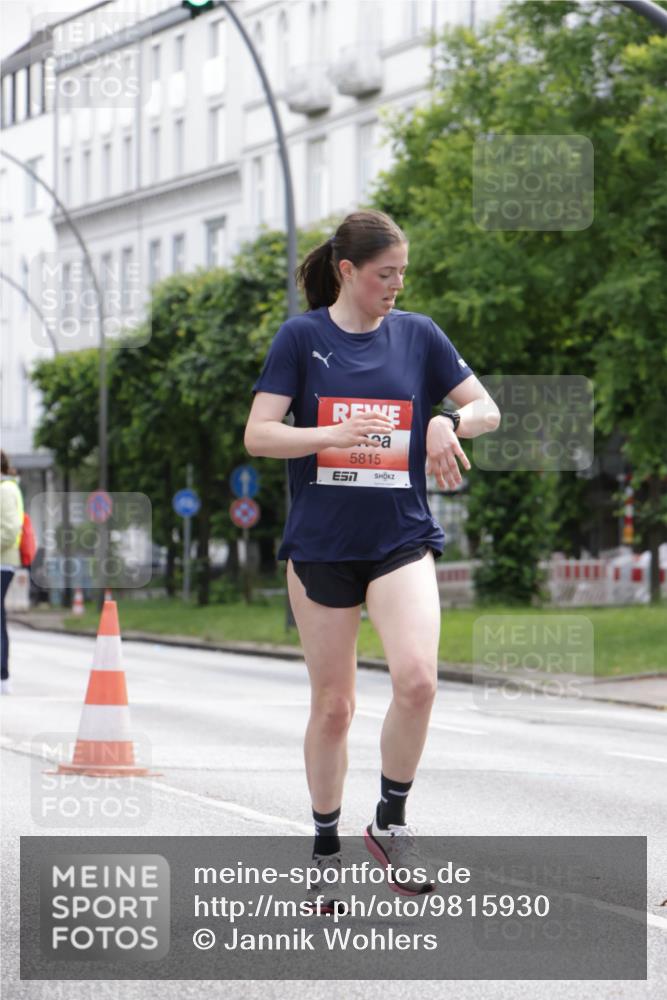 14.06.2026 - REWE Women's Run Jannik Wohlers http://msf.ph/oto/9815930 14.06.2026 10:49:56 Laufen 5815, 7 meine-sportfotos.de