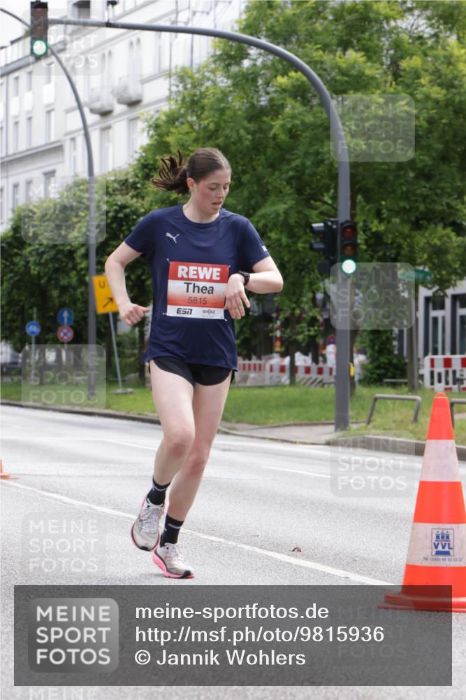 14.06.2026 - REWE Women's Run Jannik Wohlers http://msf.ph/oto/9815936 14.06.2026 10:49:56 Laufen 5815, 7, 040, 66, 93, 02, 22 meine-sportfotos.de
