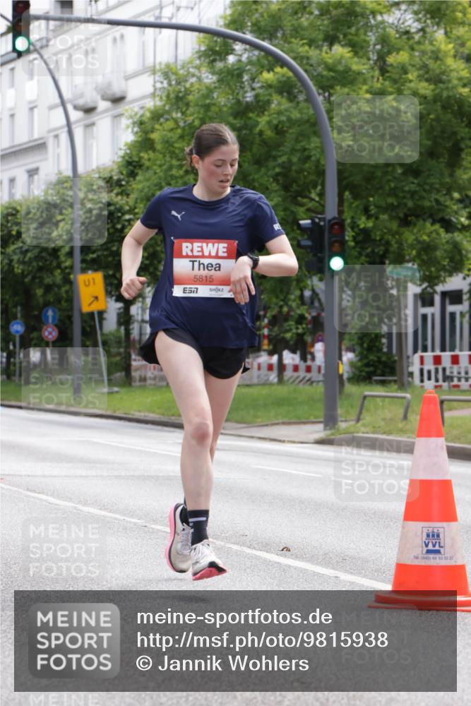 14.06.2026 - REWE Women's Run Jannik Wohlers http://msf.ph/oto/9815938 14.06.2026 10:49:56 Laufen 1, 5815, 7, 040, 66, 93, 02, 22 meine-sportfotos.de