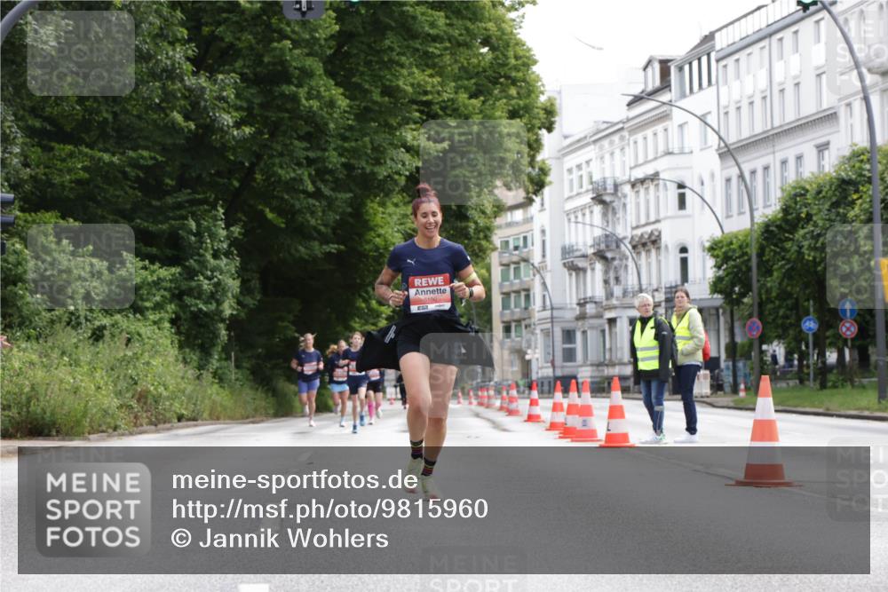 14.06.2026 - REWE Women's Run Jannik Wohlers http://msf.ph/oto/9815960 14.06.2026 10:50:03 Laufen 5109 meine-sportfotos.de
