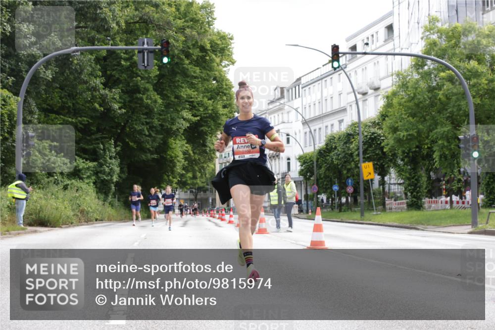 14.06.2026 - REWE Women's Run Jannik Wohlers http://msf.ph/oto/9815974 14.06.2026 10:50:05 Laufen 5109, 7, 1 meine-sportfotos.de