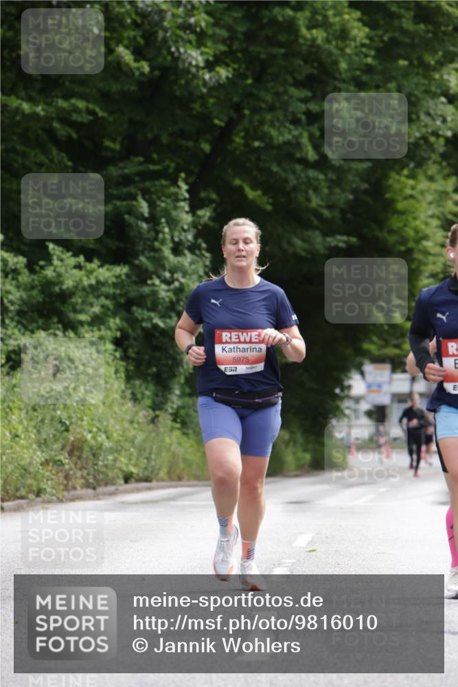14.06.2026 - REWE Women's Run Jannik Wohlers http://msf.ph/oto/9816010 14.06.2026 10:50:12 Laufen 5975 meine-sportfotos.de