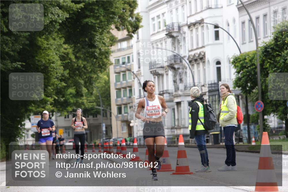 14.06.2026 - REWE Women's Run Jannik Wohlers http://msf.ph/oto/9816042 14.06.2026 10:50:27 Laufen 5164 meine-sportfotos.de
