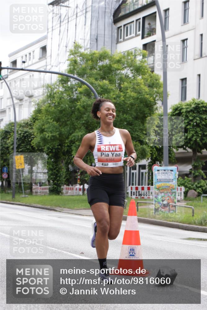 14.06.2026 - REWE Women's Run Jannik Wohlers http://msf.ph/oto/9816060 14.06.2026 10:50:31 Laufen 01, 5164, 7, 040, 66, 93, 02, 22 meine-sportfotos.de