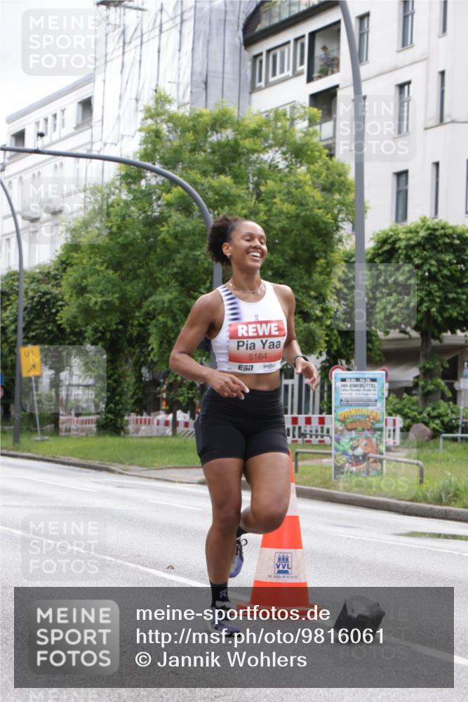 14.06.2026 - REWE Women's Run Jannik Wohlers http://msf.ph/oto/9816061 14.06.2026 10:50:31 Laufen 01, 5164, 7, 040, 66, 93, 02, 22 meine-sportfotos.de