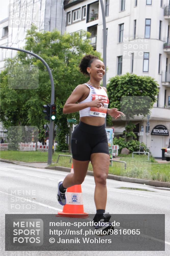 14.06.2026 - REWE Women's Run Jannik Wohlers http://msf.ph/oto/9816065 14.06.2026 10:50:32 Laufen 040, 66, 93, 02, 22, 5164, 511 meine-sportfotos.de
