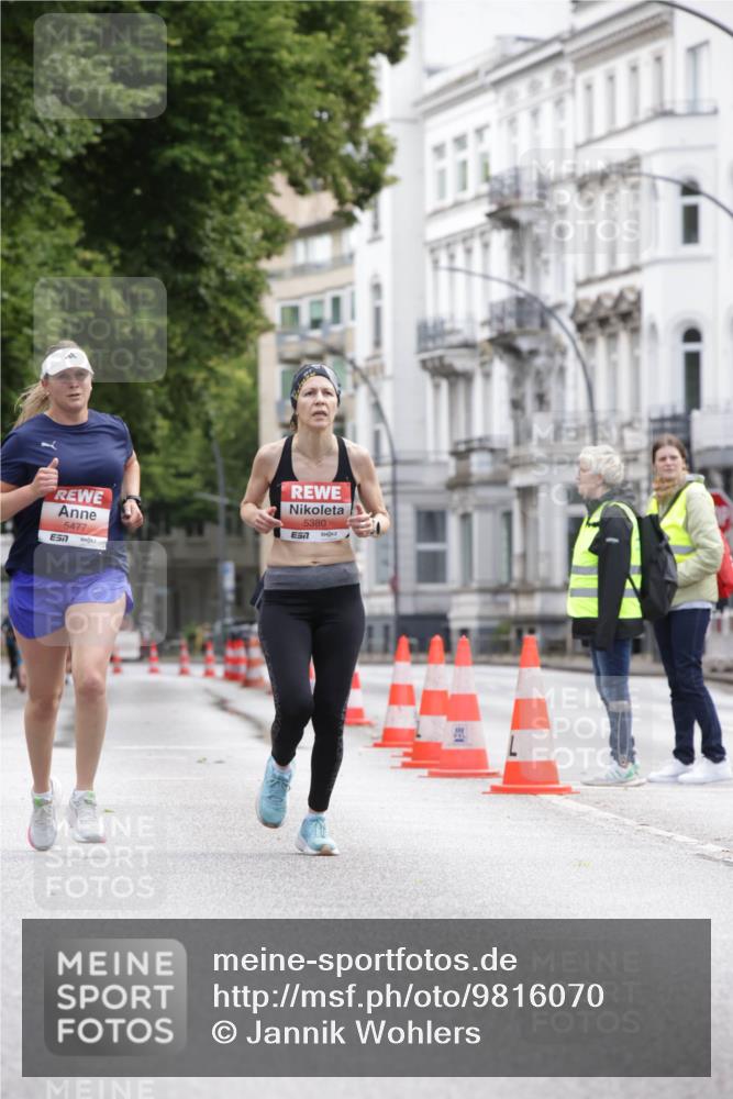 14.06.2026 - REWE Women's Run Jannik Wohlers http://msf.ph/oto/9816070 14.06.2026 10:50:33 Laufen 5477, 7, 5380, 7 meine-sportfotos.de