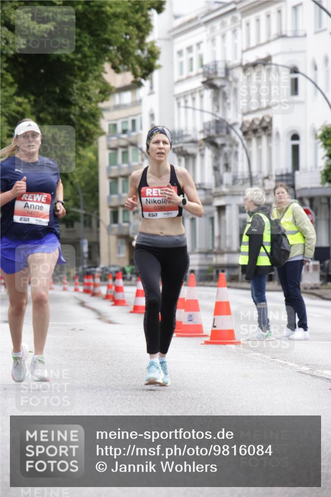 14.06.2026 - REWE Women's Run Jannik Wohlers http://msf.ph/oto/9816084 14.06.2026 10:50:34 Laufen 5477, 57, 5380, 7 meine-sportfotos.de