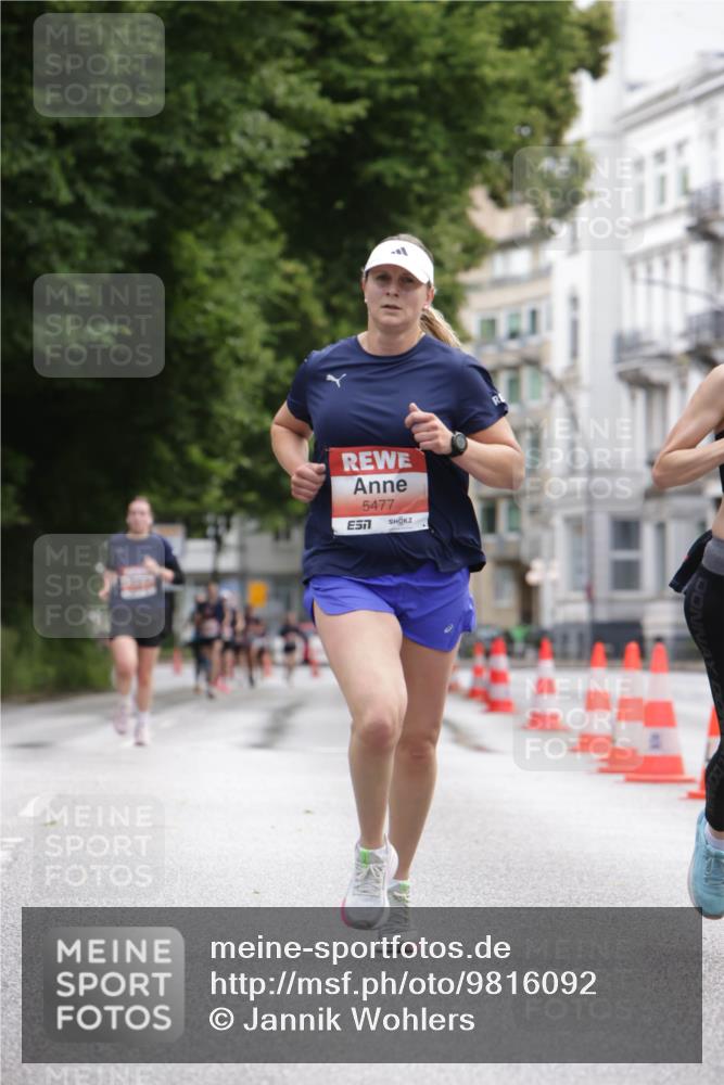 14.06.2026 - REWE Women's Run Jannik Wohlers http://msf.ph/oto/9816092 14.06.2026 10:50:35 Laufen 5477 meine-sportfotos.de