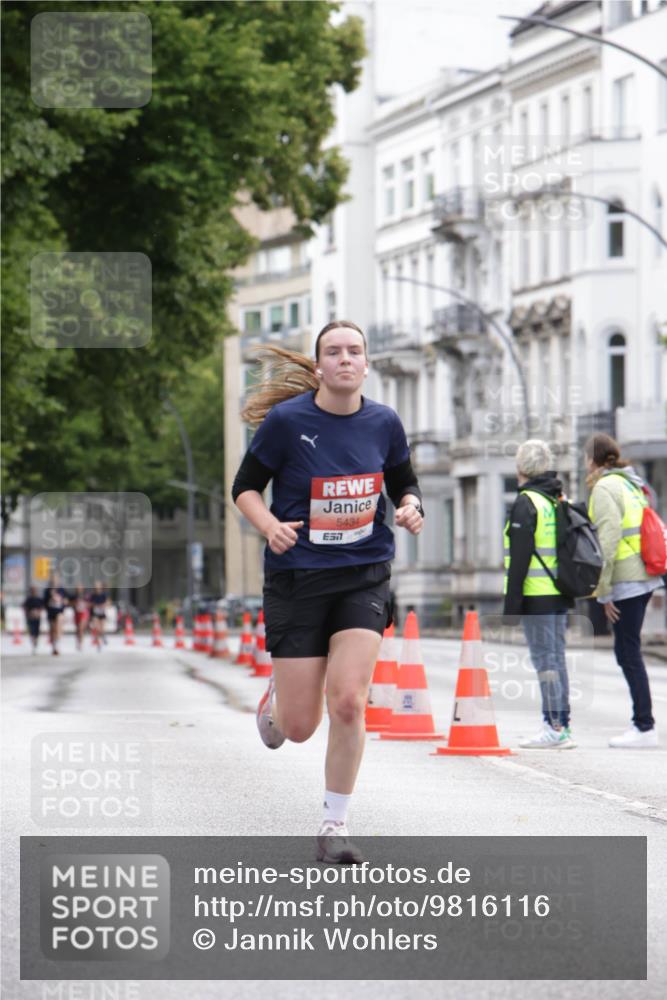 14.06.2026 - REWE Women's Run Jannik Wohlers http://msf.ph/oto/9816116 14.06.2026 10:50:42 Laufen 5434 meine-sportfotos.de