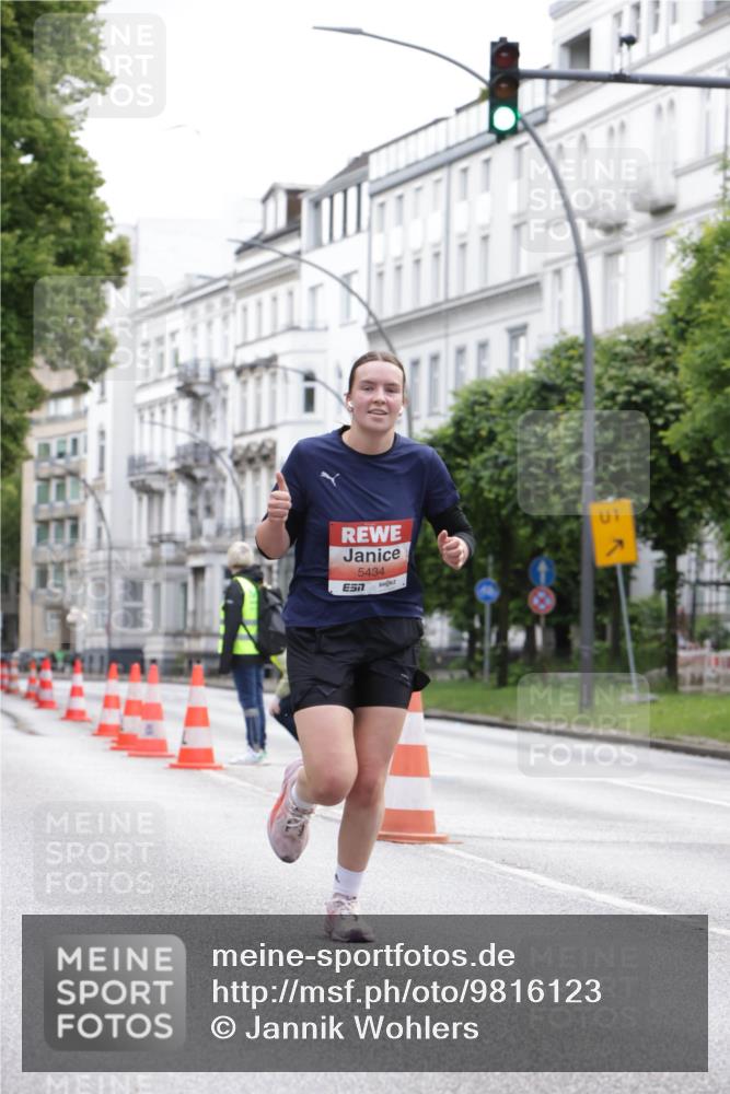 14.06.2026 - REWE Women's Run Jannik Wohlers http://msf.ph/oto/9816123 14.06.2026 10:50:43 Laufen 5434, 01 meine-sportfotos.de