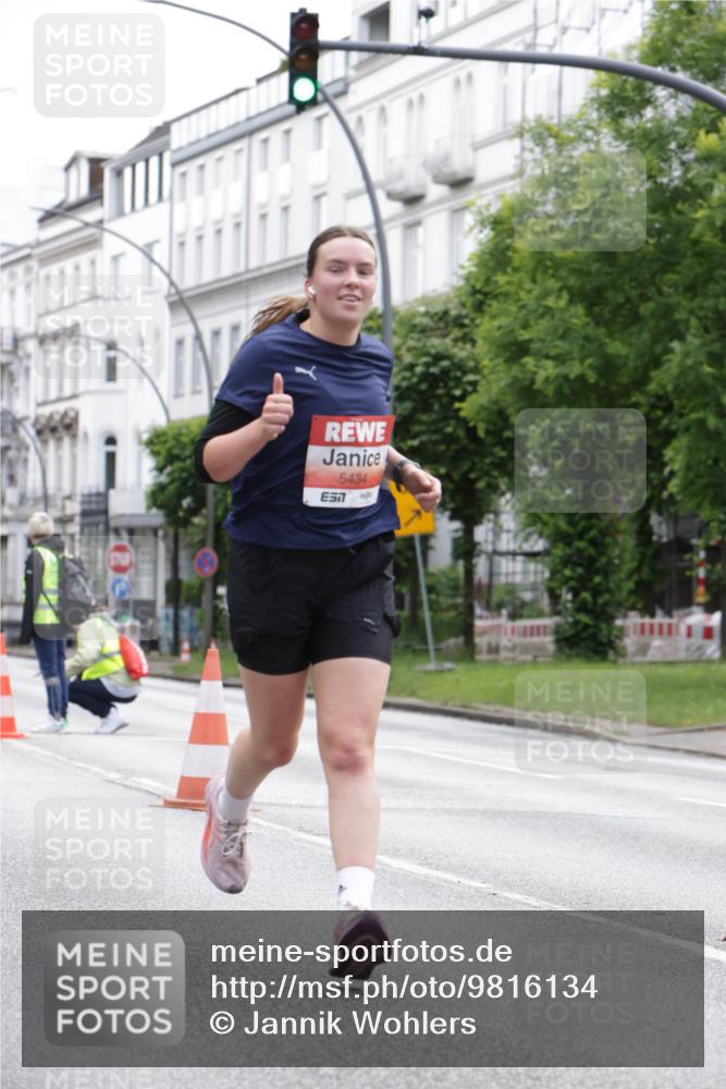 14.06.2026 - REWE Women's Run Jannik Wohlers http://msf.ph/oto/9816134 14.06.2026 10:50:44 Laufen 5434, 7 meine-sportfotos.de