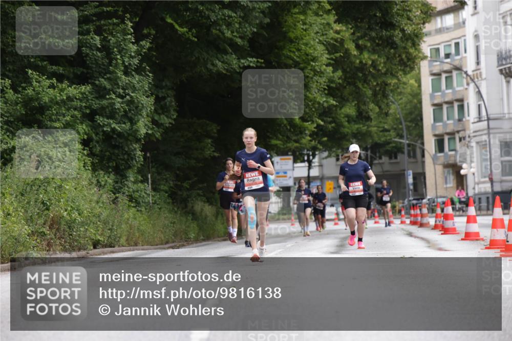 14.06.2026 - REWE Women's Run Jannik Wohlers http://msf.ph/oto/9816138 14.06.2026 10:50:50 Laufen 37 meine-sportfotos.de