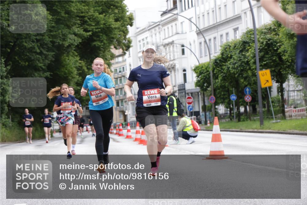 14.06.2026 - REWE Women's Run Jannik Wohlers http://msf.ph/oto/9816156 14.06.2026 10:50:58 Laufen 5707, 5715, 7, 1 meine-sportfotos.de