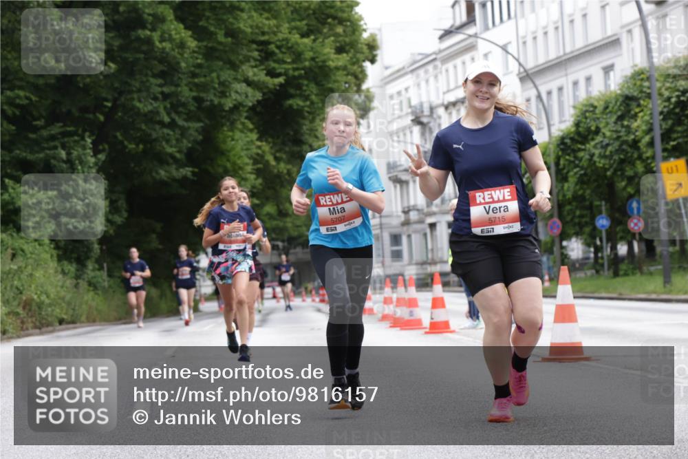 14.06.2026 - REWE Women's Run Jannik Wohlers http://msf.ph/oto/9816157 14.06.2026 10:50:59 Laufen 5707, 5715, 1 meine-sportfotos.de