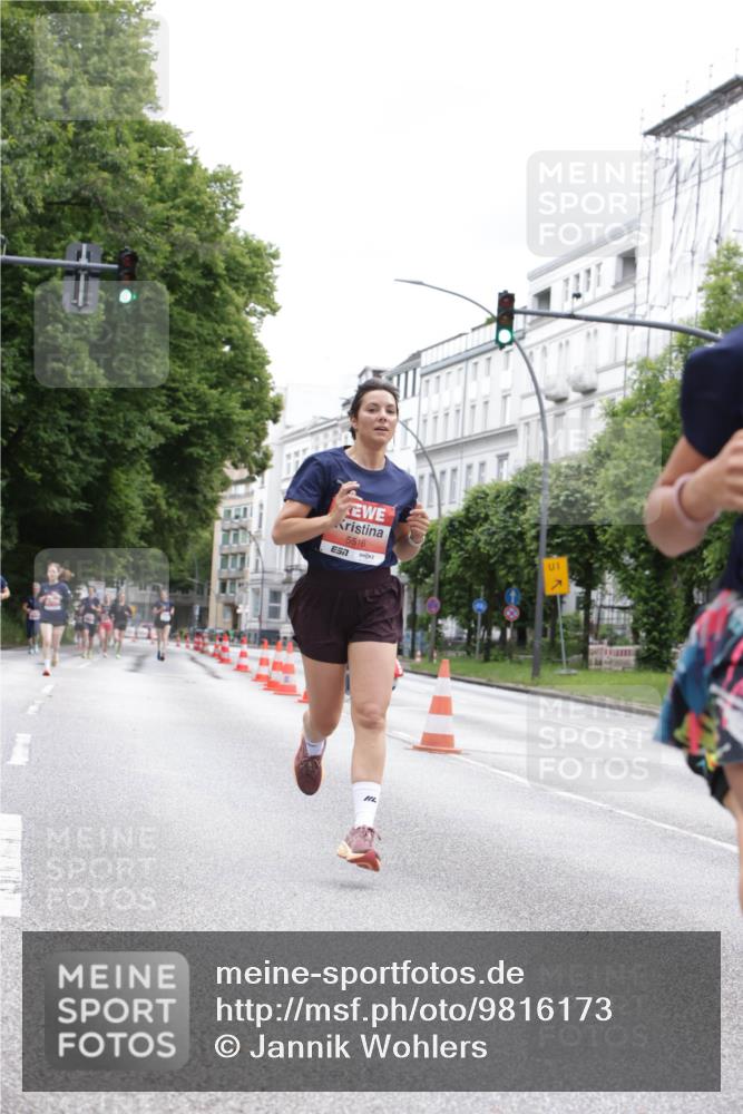 14.06.2026 - REWE Women's Run Jannik Wohlers http://msf.ph/oto/9816173 14.06.2026 10:51:03 Laufen 5516, 7, 1 meine-sportfotos.de