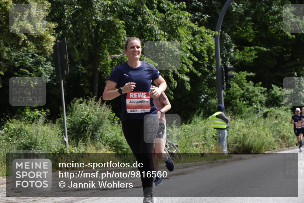 14.06.2026 - REWE Women's Run Jannik Wohlers http://msf.ph/oto/9816560 14.06.2026 10:52:44 Laufen 5070 meine-sportfotos.de