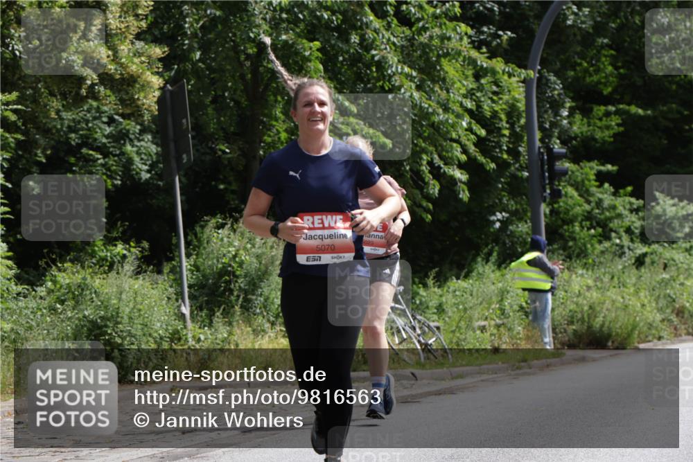 14.06.2026 - REWE Women's Run Jannik Wohlers http://msf.ph/oto/9816563 14.06.2026 10:52:45 Laufen 5070, 5023 meine-sportfotos.de