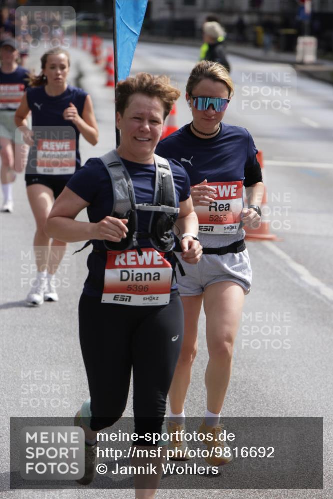 14.06.2026 - REWE Women's Run Jannik Wohlers http://msf.ph/oto/9816692 14.06.2026 10:53:25 Laufen 5396, 5255, 7 meine-sportfotos.de