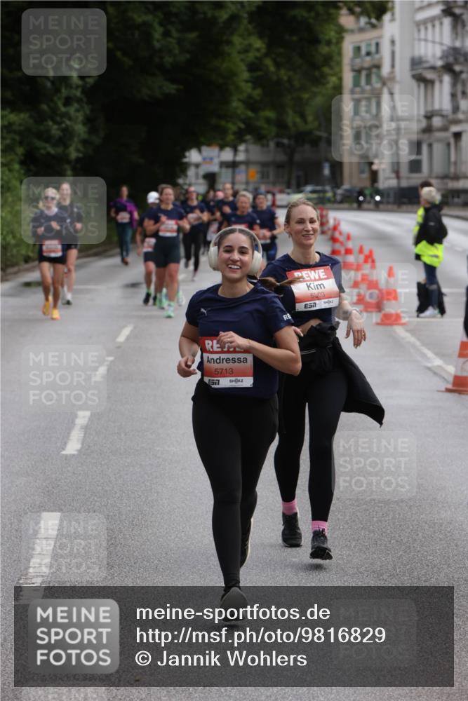 14.06.2026 - REWE Women's Run Jannik Wohlers http://msf.ph/oto/9816829 14.06.2026 10:54:05 Laufen 5713, 57, 5303, 7 meine-sportfotos.de