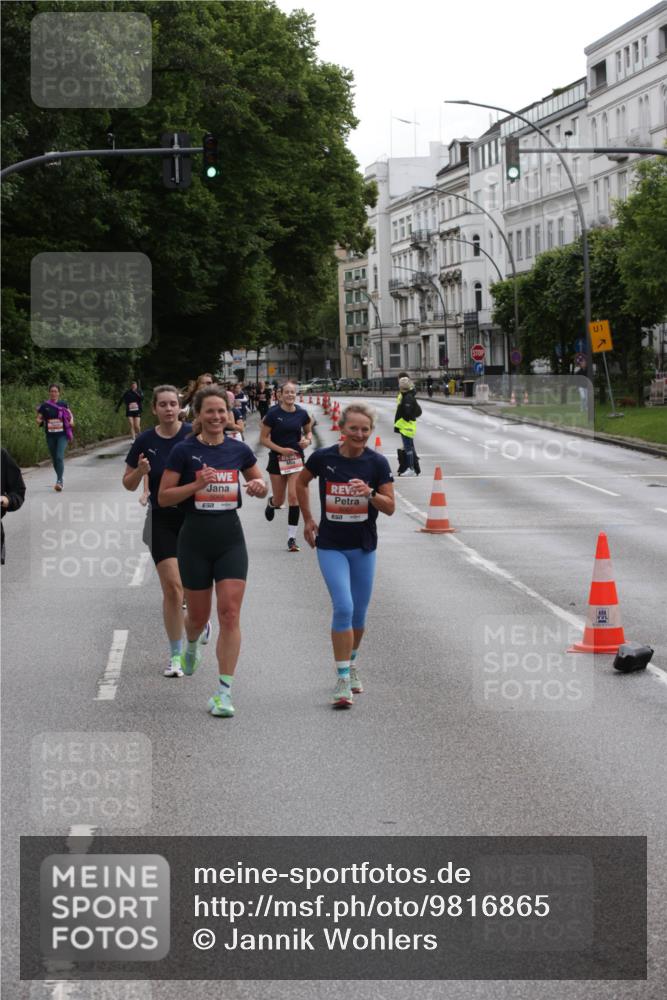 14.06.2026 - REWE Women's Run Jannik Wohlers http://msf.ph/oto/9816865 14.06.2026 10:54:13 Laufen 1 meine-sportfotos.de