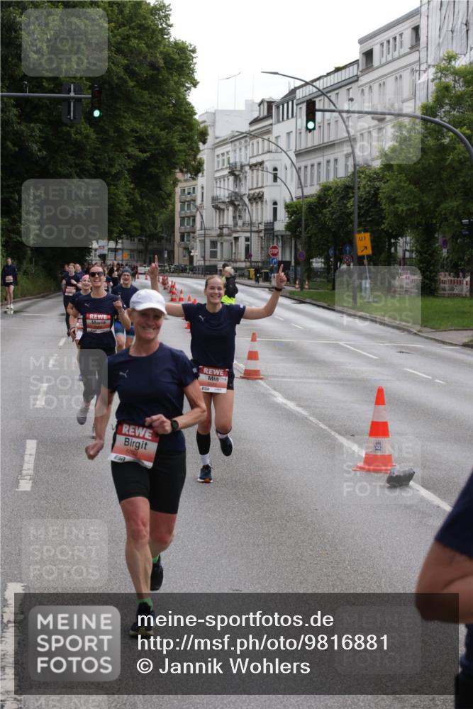 14.06.2026 - REWE Women's Run Jannik Wohlers http://msf.ph/oto/9816881 14.06.2026 10:54:16 Laufen 5082, 01 meine-sportfotos.de