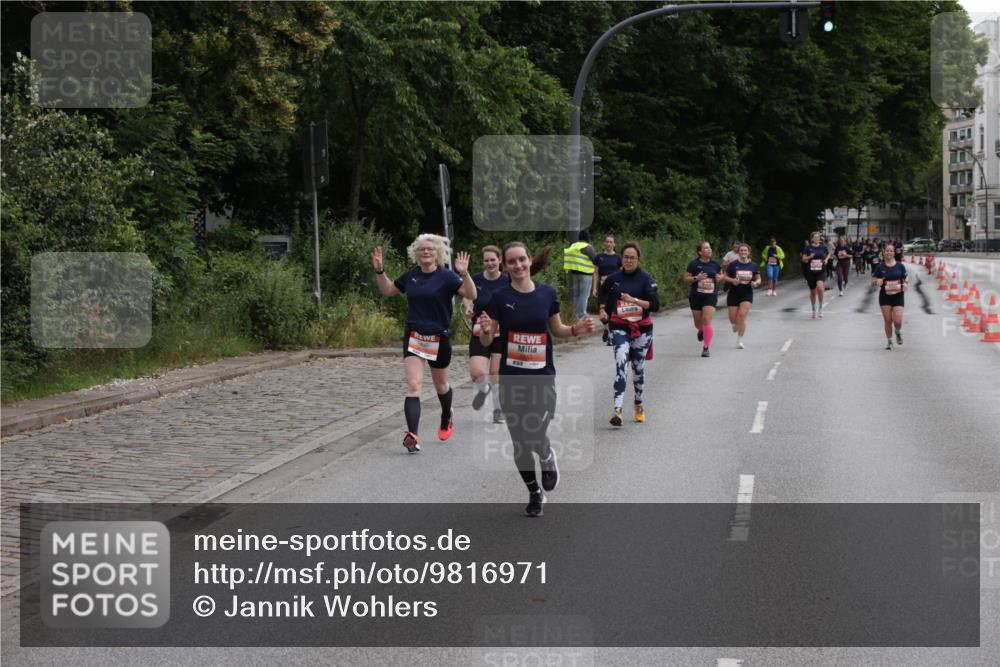 14.06.2026 - REWE Women's Run Jannik Wohlers http://msf.ph/oto/9816971 14.06.2026 10:54:43 Laufen  meine-sportfotos.de