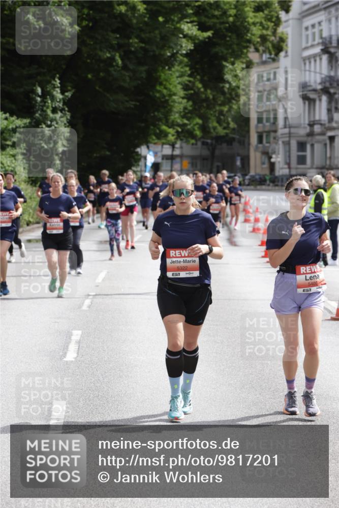 14.06.2026 - REWE Women's Run Jannik Wohlers http://msf.ph/oto/9817201 14.06.2026 10:55:40 Laufen 5322, 7, 5403, 7 meine-sportfotos.de