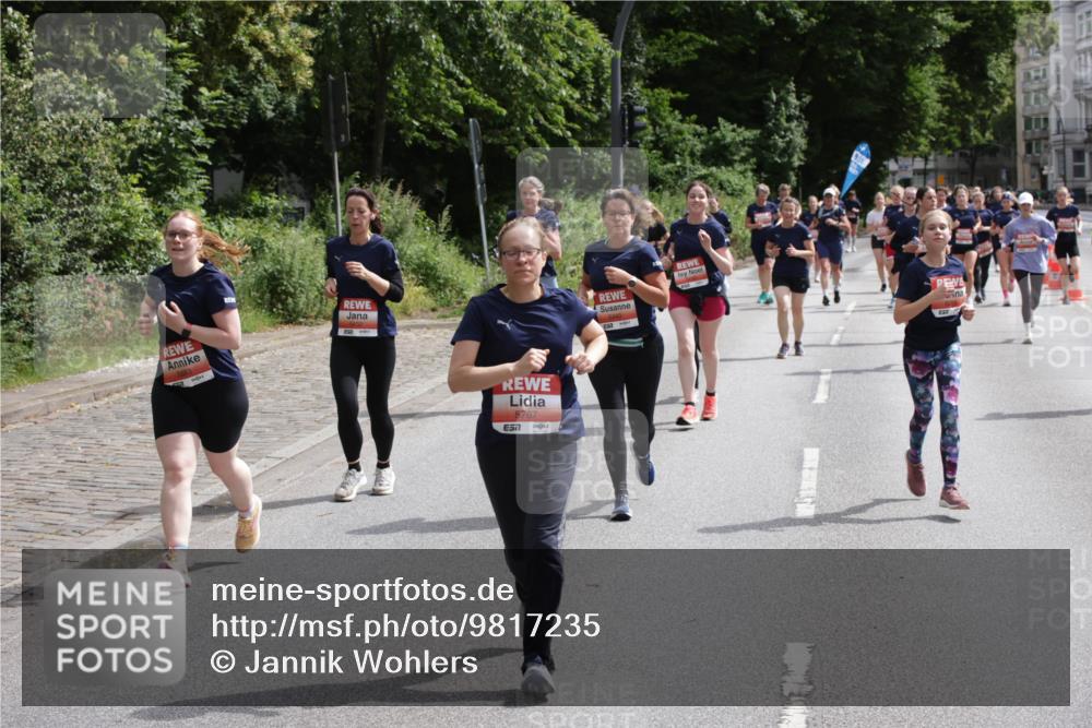 14.06.2026 - REWE Women's Run Jannik Wohlers http://msf.ph/oto/9817235 14.06.2026 10:55:48 Laufen 5767, 7 meine-sportfotos.de
