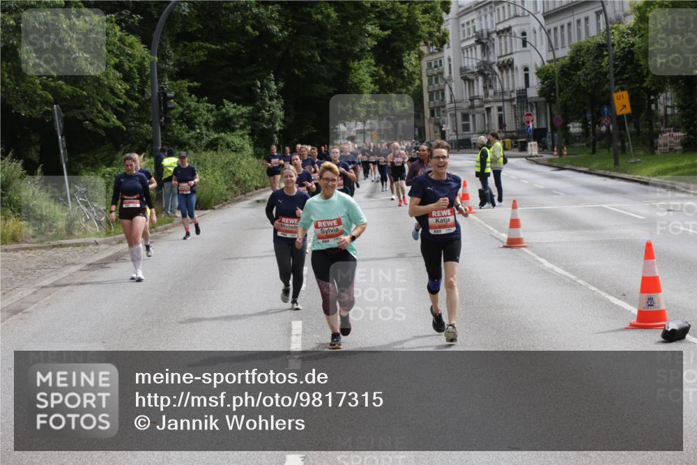 14.06.2026 - REWE Women's Run Jannik Wohlers http://msf.ph/oto/9817315 14.06.2026 10:56:05 Laufen 571, 01 meine-sportfotos.de