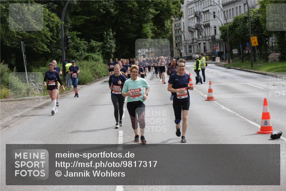 14.06.2026 - REWE Women's Run Jannik Wohlers http://msf.ph/oto/9817317 14.06.2026 10:56:05 Laufen 5, 1 meine-sportfotos.de