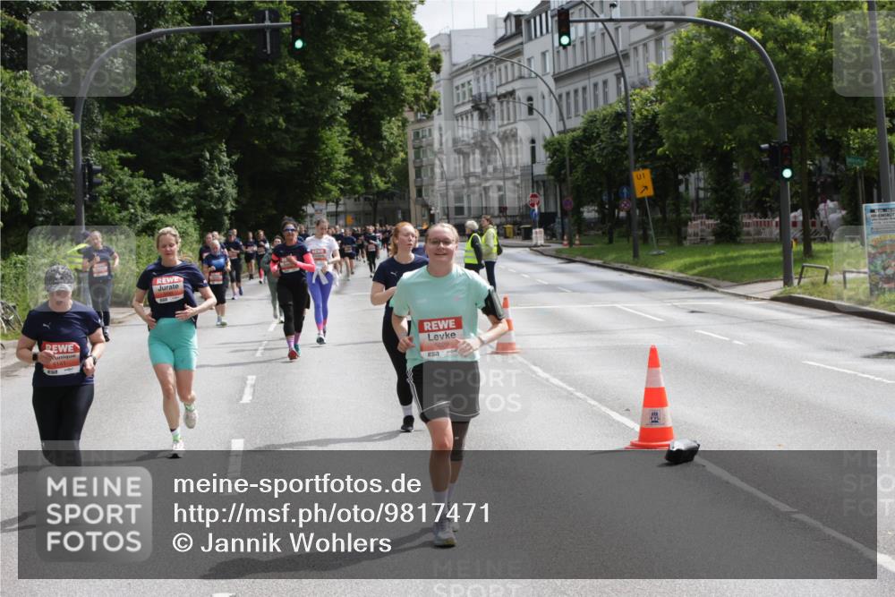14.06.2026 - REWE Women's Run Jannik Wohlers http://msf.ph/oto/9817471 14.06.2026 10:56:36 Laufen 5141, 5029, 57, 01 meine-sportfotos.de