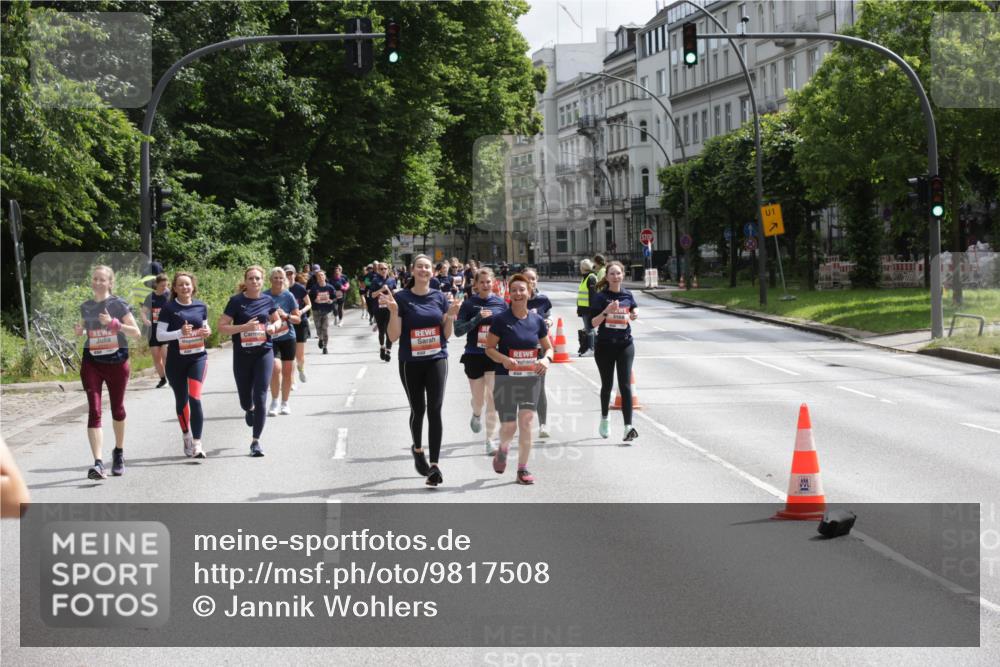 14.06.2026 - REWE Women's Run Jannik Wohlers http://msf.ph/oto/9817508 14.06.2026 10:56:49 Laufen 1 meine-sportfotos.de