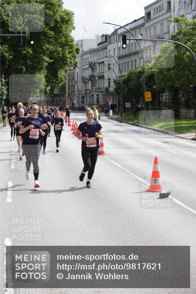 14.06.2026 - REWE Women's Run Jannik Wohlers http://msf.ph/oto/9817621 14.06.2026 10:57:12 Laufen 1 meine-sportfotos.de