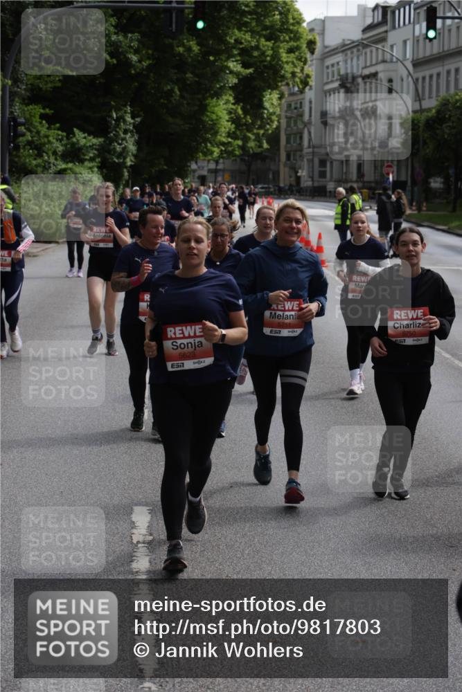 14.06.2026 - REWE Women's Run Jannik Wohlers http://msf.ph/oto/9817803 14.06.2026 10:57:52 Laufen 5623, 5751, 51, 5750 meine-sportfotos.de