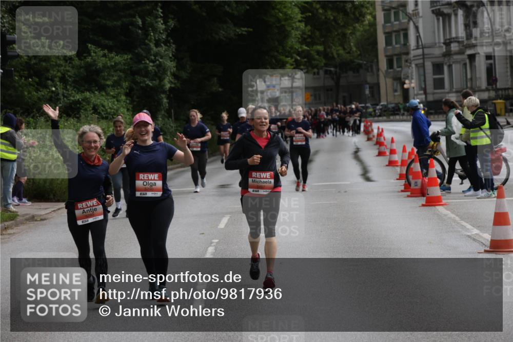 14.06.2026 - REWE Women's Run Jannik Wohlers http://msf.ph/oto/9817936 14.06.2026 10:58:26 Laufen 577, 5290, 57, 5457 meine-sportfotos.de