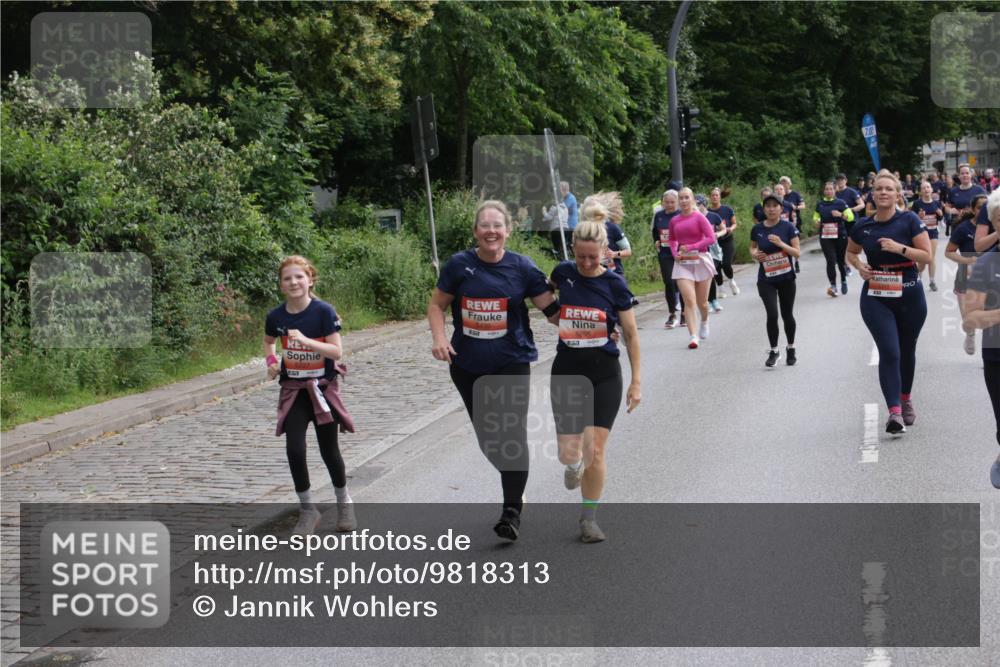 14.06.2026 - REWE Women's Run Jannik Wohlers http://msf.ph/oto/9818313 14.06.2026 10:59:48 Laufen 5295 meine-sportfotos.de