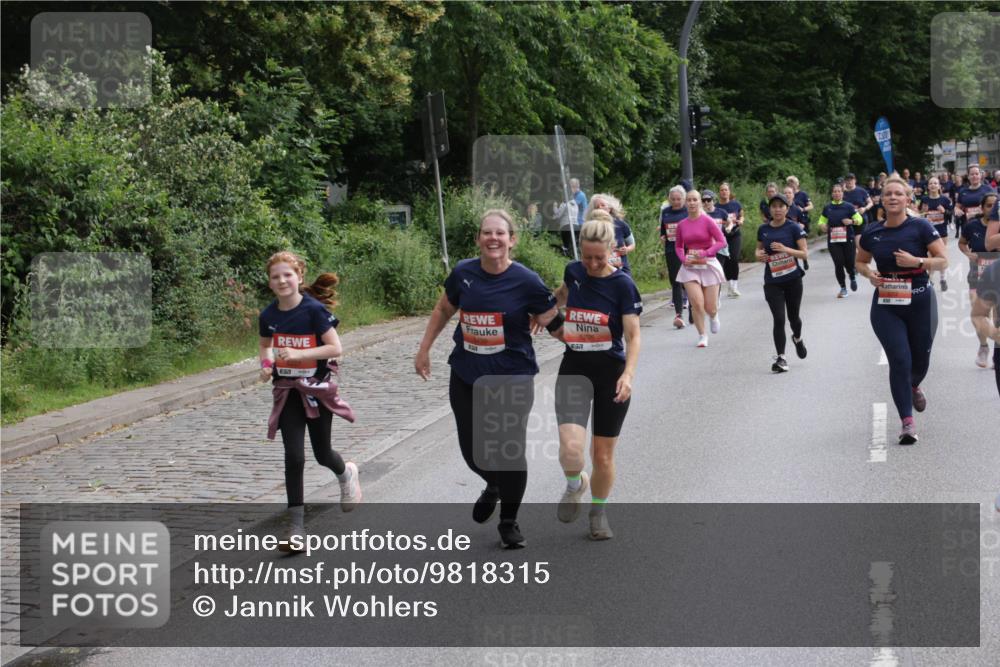 14.06.2026 - REWE Women's Run Jannik Wohlers http://msf.ph/oto/9818315 14.06.2026 10:59:49 Laufen 7 meine-sportfotos.de