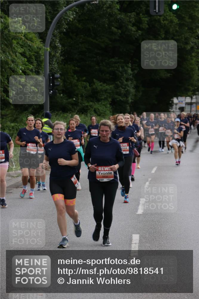 14.06.2026 - REWE Women's Run Jannik Wohlers http://msf.ph/oto/9818541 14.06.2026 11:00:36 Laufen 5958 meine-sportfotos.de