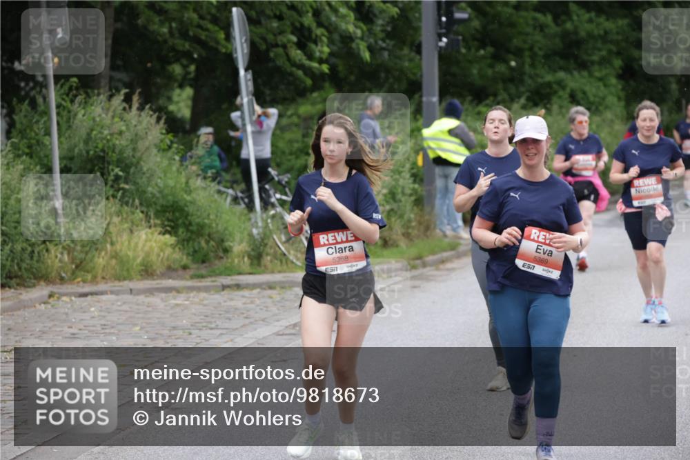 14.06.2026 - REWE Women's Run Jannik Wohlers http://msf.ph/oto/9818673 14.06.2026 11:01:16 Laufen 5368, 7, 5369 meine-sportfotos.de