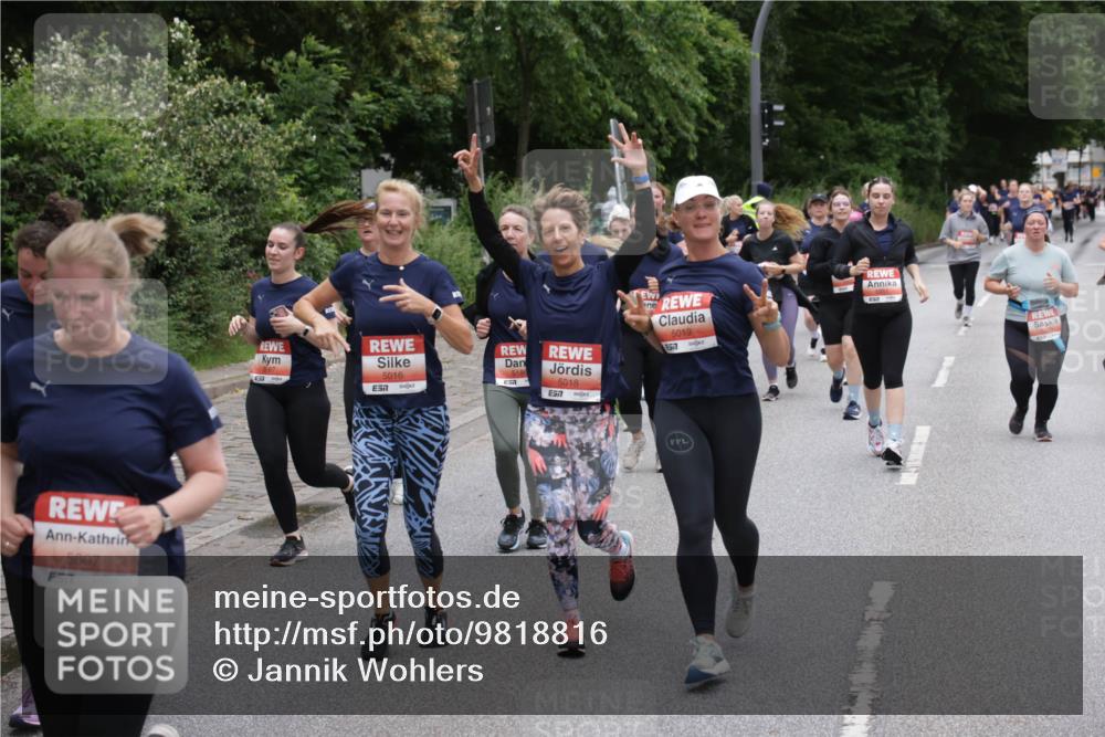 14.06.2026 - REWE Women's Run Jannik Wohlers http://msf.ph/oto/9818816 14.06.2026 11:02:00 Laufen 5807, 57, 5016, 7, 5019, 5186, 577, 5018, 7 meine-sportfotos.de