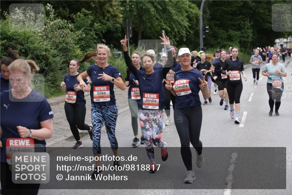 14.06.2026 - REWE Women's Run Jannik Wohlers http://msf.ph/oto/9818817 14.06.2026 11:02:00 Laufen 5807, 657, 5016, 7, 5186, 5018, 57, 758, 5019, 571 meine-sportfotos.de