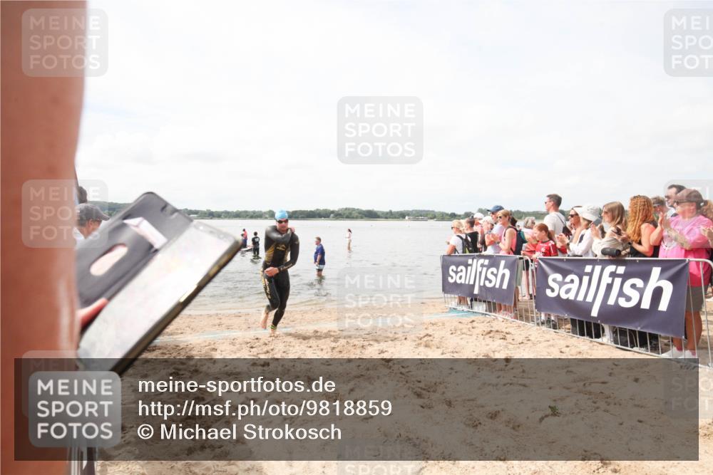 21.06.2026 - Viking Triathlon Michael Strokosch http://msf.ph/oto/9818859 21.06.2026 10:26:31 Schwimmen 21, 474, 548 meine-sportfotos.de