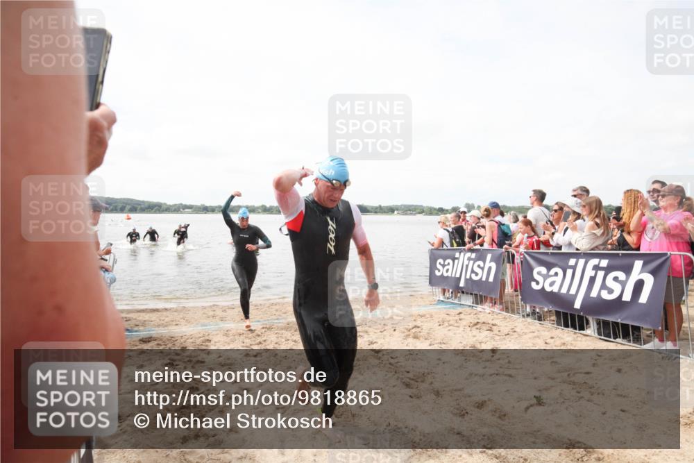 21.06.2026 - Viking Triathlon Michael Strokosch http://msf.ph/oto/9818865 21.06.2026 10:26:54 Schwimmen 334, 453 meine-sportfotos.de