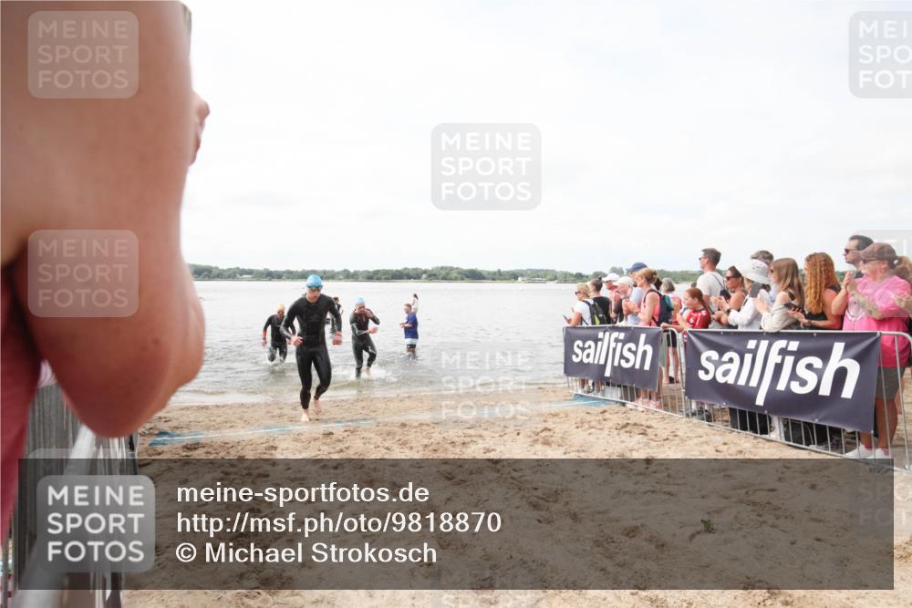 21.06.2026 - Viking Triathlon Michael Strokosch http://msf.ph/oto/9818870 21.06.2026 10:27:08 Schwimmen 7, 25, 176, 426, 547, 575 meine-sportfotos.de