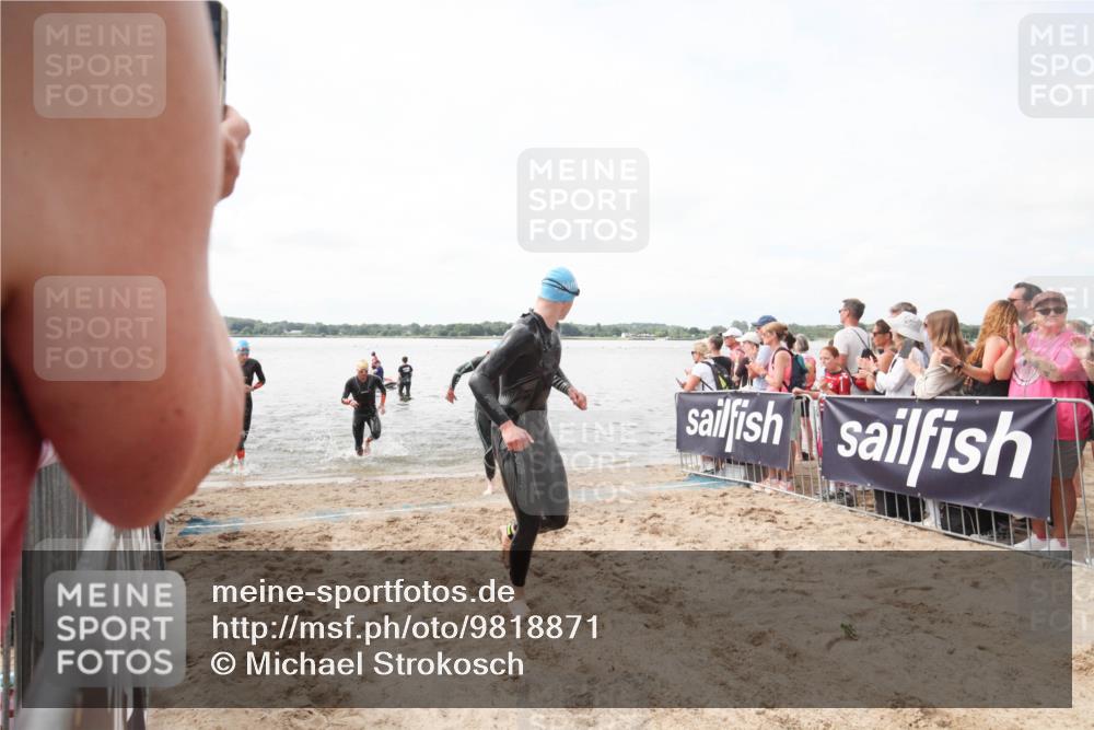 21.06.2026 - Viking Triathlon Michael Strokosch http://msf.ph/oto/9818871 21.06.2026 10:27:09 Schwimmen 7, 25, 176, 426, 547, 575 meine-sportfotos.de