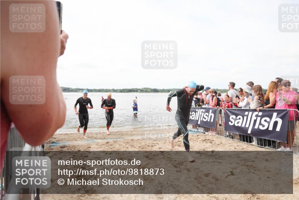 21.06.2026 - Viking Triathlon Michael Strokosch http://msf.ph/oto/9818873 21.06.2026 10:27:11 Schwimmen 7, 25, 176, 426, 547, 575 meine-sportfotos.de