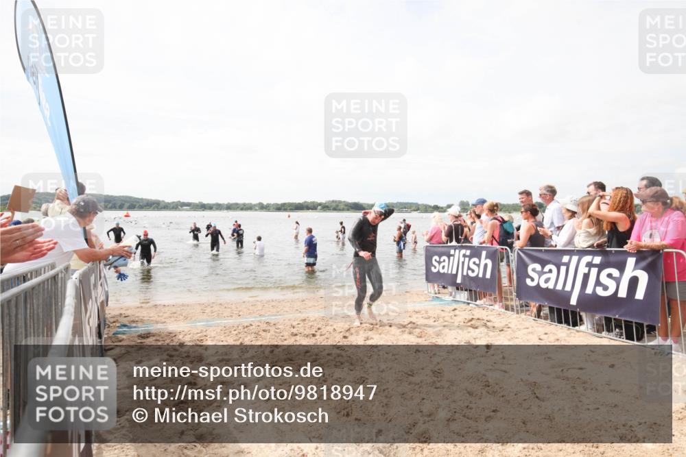 21.06.2026 - Viking Triathlon Michael Strokosch http://msf.ph/oto/9818947 21.06.2026 10:33:13 Schwimmen 114, 269, 383 meine-sportfotos.de