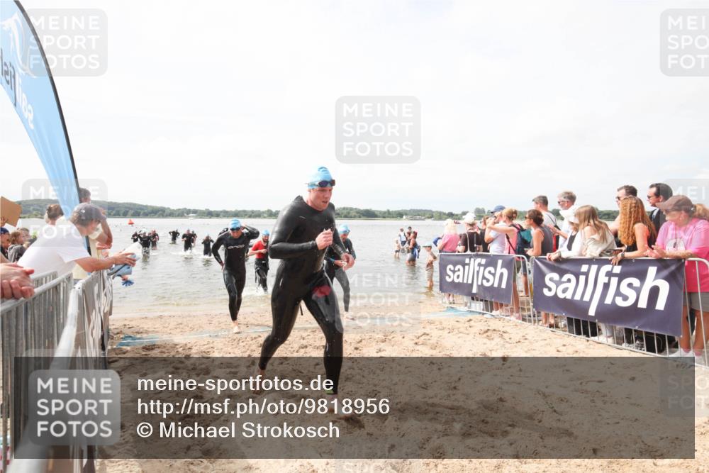 21.06.2026 - Viking Triathlon Michael Strokosch http://msf.ph/oto/9818956 21.06.2026 10:33:47 Schwimmen 62, 180, 392, 537 meine-sportfotos.de